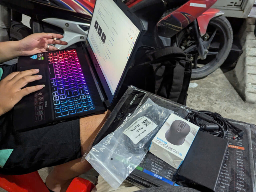 laptop dĩ an