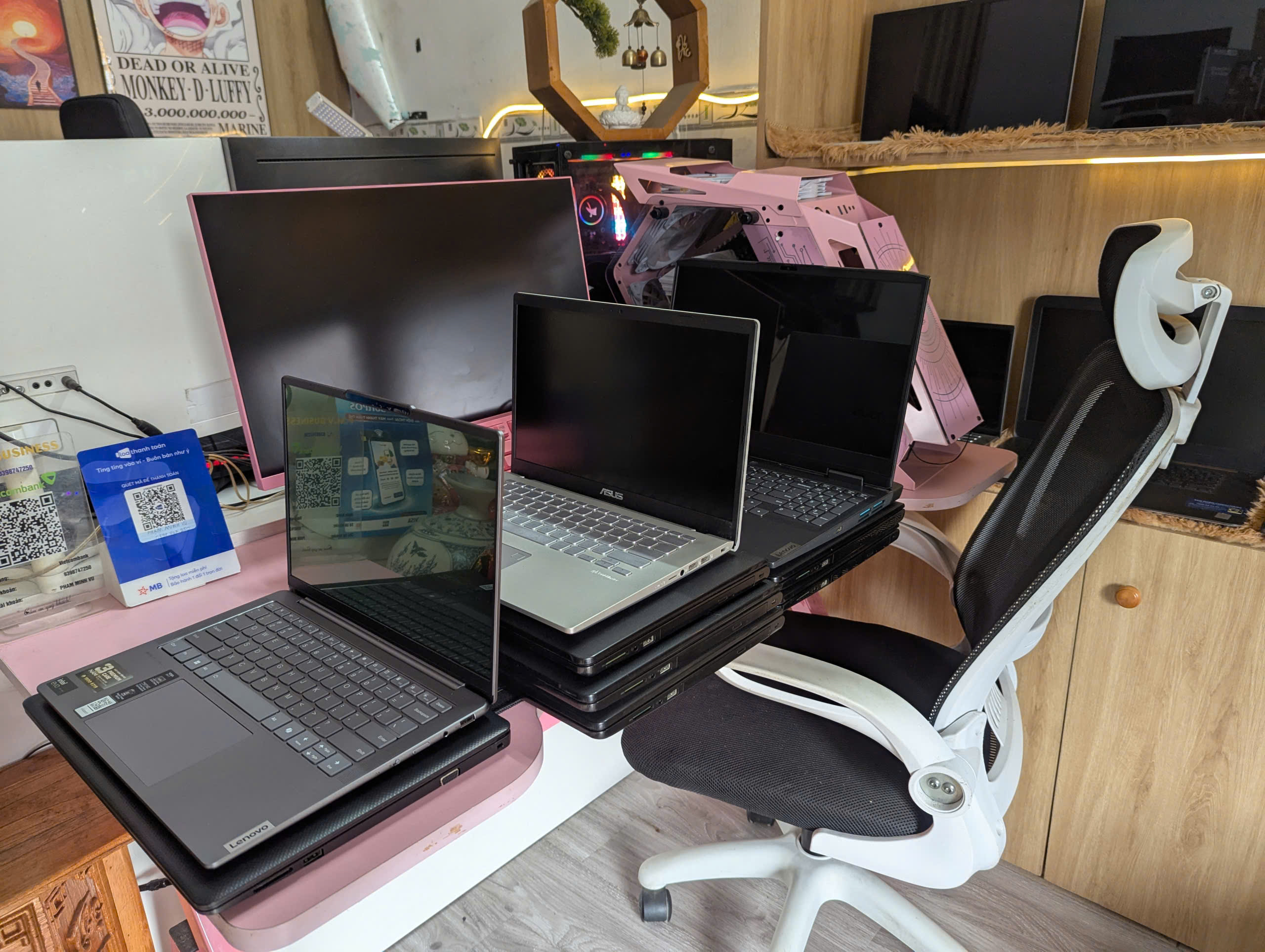 Cửa Hàng Thu Mua Laptop Cũ Dĩ An