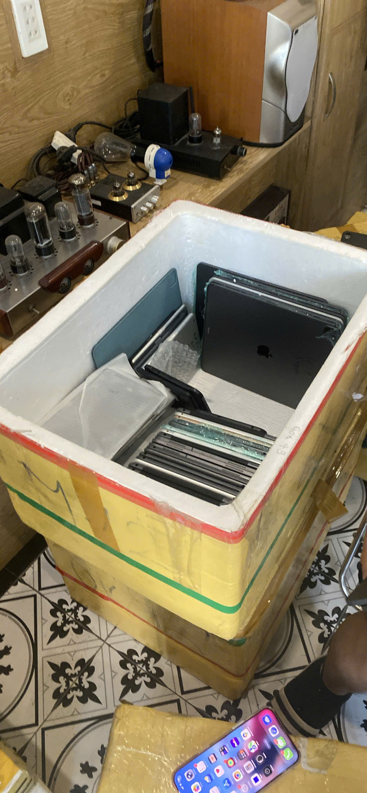 Thu mua laptop Dĩ An